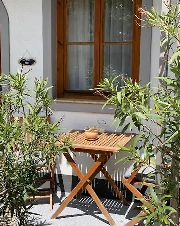 Apartment Gaestezimmer Weingut Hoellerer