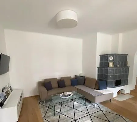 Gaestezimmer Weingut Hoellerer Διαμέρισμα *