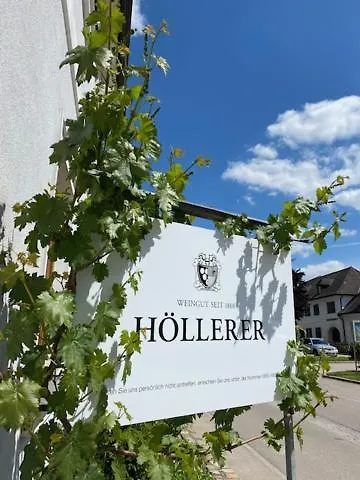 Gaestezimmer Weingut Hoellerer * Engabrunn